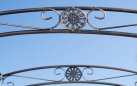 MELISA - Kolor brąz - pergola ogrodowa z bramką retro w kilku kolorach metalowy