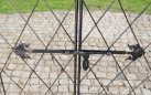 MELISA - Kolor brąz - pergola ogrodowa z bramką retro w kilku kolorach metalowy