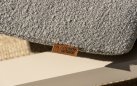 Beżowy luksusowy leżak na taras aluminiowy MADEIRA 4SO gruba poducja Boucle