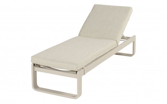 Aluminiowy jasnobezowy lezak ogrodowy z materacem Olefin MILANO