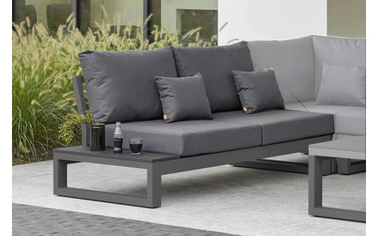 Dwuosobowa sofa ogrodowa ze stolikiem na końcu z desek kompozytowych CZARNYCH