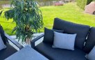 Dwuosobowa sofa aluminiowa ogrodowa ciemnoszara timber z poduszkami Conforma