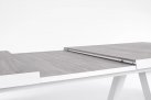 Aluminiowy biały stół na taras z blatem ceramicznym jasnoszarym KRION 205-265