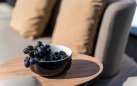 Ekskluzywny zestaw ogrodowy CALIDAD elegancka sofa, fotel i hocker z poduszkami Sunbrella
