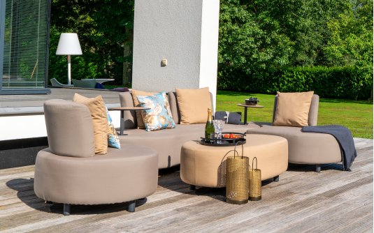 Ekskluzywny zestaw ogrodowy CALIDAD elegancka sofa, fotel i hocker z poduszkami Sunbrella