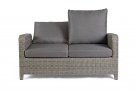 Sofa 2-osobowa z pochylanymi oparicami szary technorattan KENT bhizotto