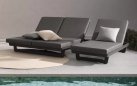 Ciemnoszary leżak ogrodowy z kółkami aluminiowy INFINITY bizzotto