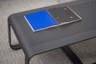 Stolik kawowy aluminiowy szary z kolekcji MERIGGAN bizzotto