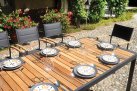 Ciemnoszary rozkładany stół ogrodowy aluminiowy z blatem teak ANELLE