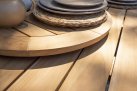 Okrągły stół ogrodowy podstawa krzyżowa antracyt alu blat teak średnica 130 cm PRADO 4SO