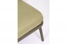 Oliwkowa sofa dwuosobowa nowoczesna aluminiowa HARLOW poduszki Olefin