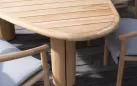 Krzesło ogrodowe do jadalni TESS teak z poduszkami Taupe Materiał Boucle
