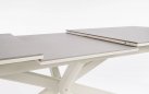 Rozkładany beżowy aluminiowy stół na taras PASCAL 200-260 z blatem kamiennym 