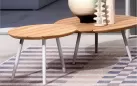 Zestaw 2 stolików na taras TALAIA Ø50 i Ø70 cm nogi malowane / blaty teak / nogi białe