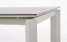 Białe smeble ogrodowe aluminiowe stołowe OTAVIO 180 cm krzesła Jalisco z beżowym obiciem stól beżowy