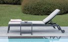PORTO – leżak aluminiowy z poduszką hydrofobową, biały lub antracytowy z kółkami