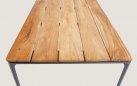 Aluminiowy stół ogrodowy BAHAMAS z blatem z drewna teak w kolorze podstawy antracyt