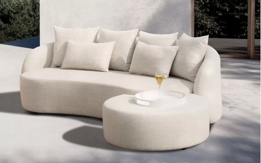 Trzyosobowa sofa ogrodowa tapicerowana jasnobeżowa luksusowa COSY