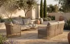 Elegancka sofa ogrodowa aluminiowa z grubymi poduszkami z punk krylik blendy w kolorze beżowym