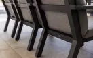 Sześcioosobowy zestaw stołowy ogrodowy aluminiowy grafitowy z ceramicznym blatem TIMBER 