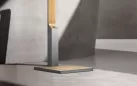 Nowoczesny prysznic ogrodowy Blade od higold szary