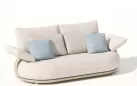 Sofa ogrodowa a luksusowa dwuosobowa jasnobeżowa tapicerowana calaa higold