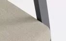 Modułowy grafitowy aluminiowy narożnik ogrodowy z szarobeżowymi poduszkami flaminio bizzotto