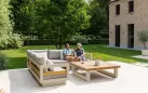 Nowoczesny aluminiowy beżowy narożnik ogrodowy z elementami drewna teak himalaja life