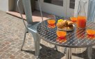 Okrągły stolik aluminiowy ⌀60 PINTO z frezowanym blatem